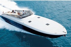 Itama-54-charter-yacht-planata